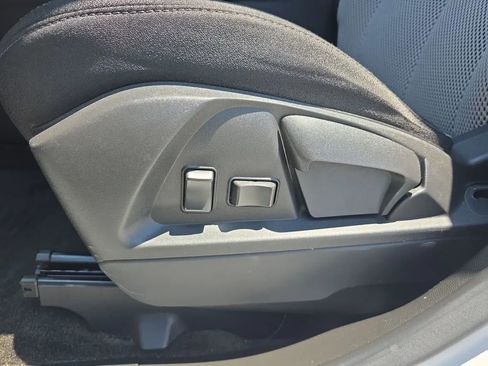 Used 2017 GMC Terrain SLE FWD image 11