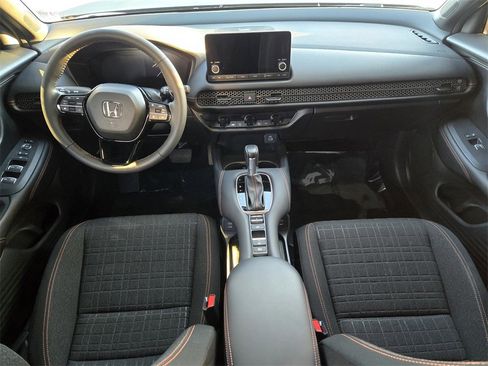 Used 2024 Honda HR-V Sport image 12