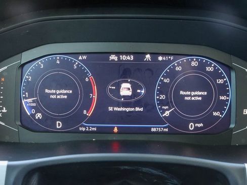 Used 2021 Volkswagen Atlas SEL Premium image 32