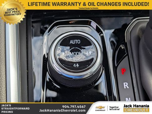 New 2026 Chevrolet Colorado ZR2 w/ Technology Package AWD/4WD image 26