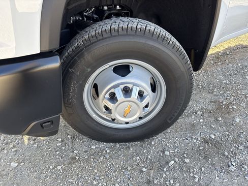 New 2026 Chevrolet Silverado 3500 W/T image 13