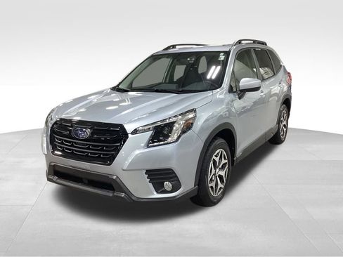 Certified 2023 Subaru Forester Premium image 5