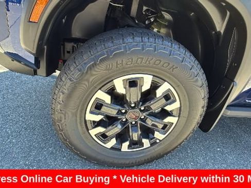 Certified 2023 Nissan Frontier PRO-4X w/ Pro Convenience Package AWD/4WD image 9