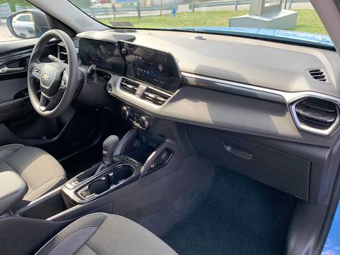 Certified 2024 Chevrolet TrailBlazer LS w/ LS Convenience Package FWD image 26