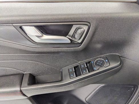 Certified 2024 Ford Escape ST-Line AWD/4WD image 27