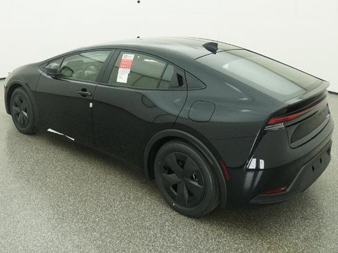 New 2026 Toyota Prius LE image 8