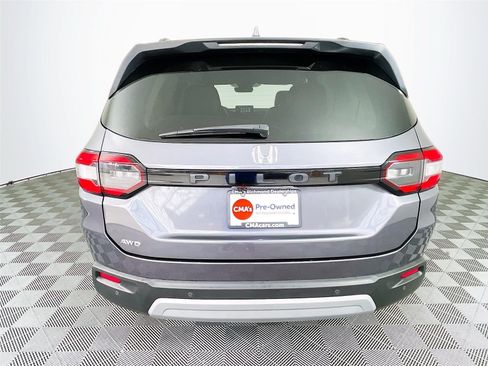 Certified 2024 Honda Pilot EX-L image 9