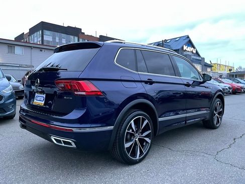 Used 2022 Volkswagen Tiguan SEL R-Line image 8