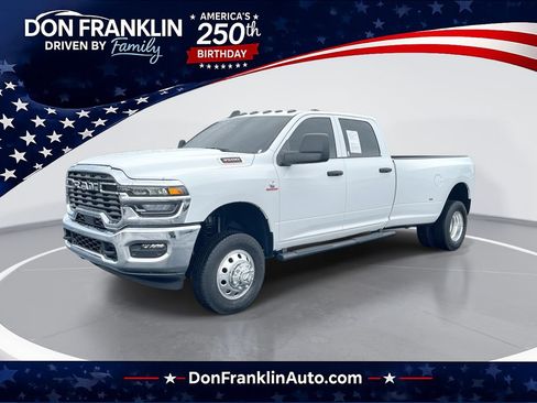 Used 2026 RAM 3500 Tradesman w/ Chrome Appearance Group AWD/4WD image 1