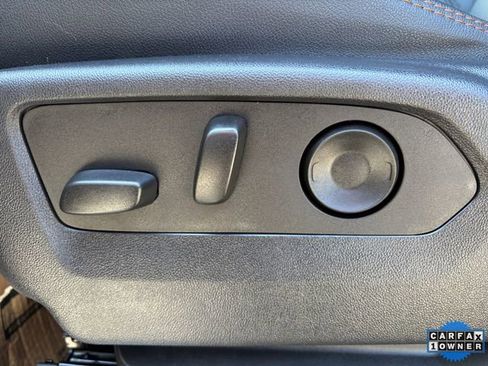 Used 2023 GMC Sierra 1500 AT4 w/ AT4 Preferred Package image 18