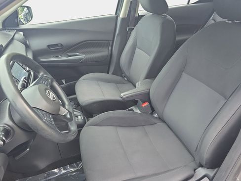 Used 2023 Nissan Kicks S FWD image 14