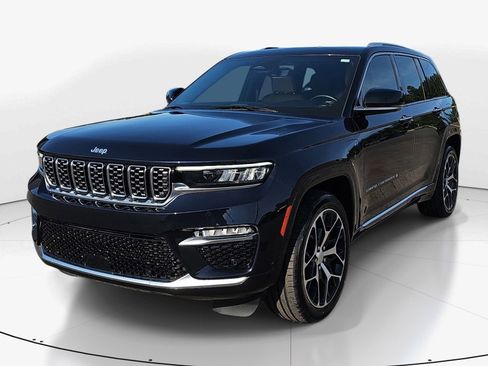 Used 2022 Jeep Grand Cherokee Summit AWD/4WD image 8