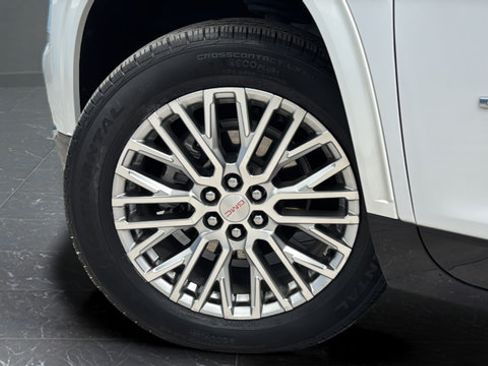 Used 2024 GMC Acadia Denali AWD/4WD image 37