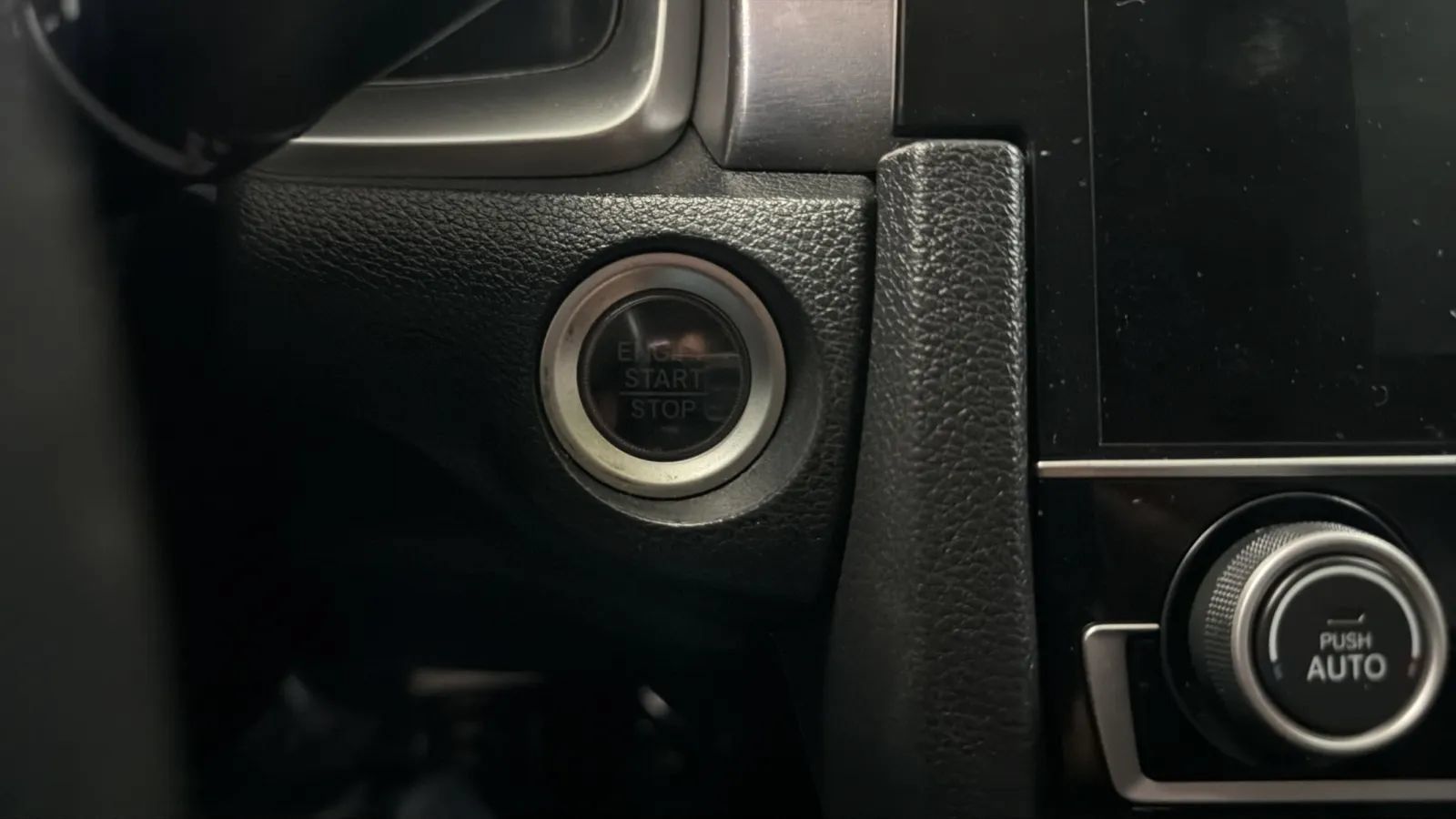 Used 2018 Honda Civic EX-T image 16