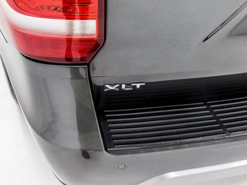 Used 2020 Ford Expedition XLT w/ Equipment Group 202A RWD image 5