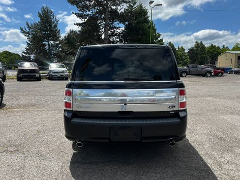 Used 2017 Ford Flex Limited AWD/4WD image 4