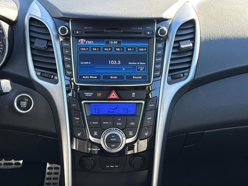 Used 2014 Hyundai Elantra GT w/ Option Group 03 image 24