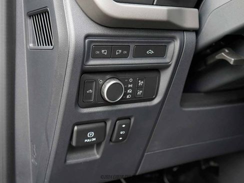 Used 2022 Ford F150 Raptor w/ Convenience Package AWD/4WD image 38