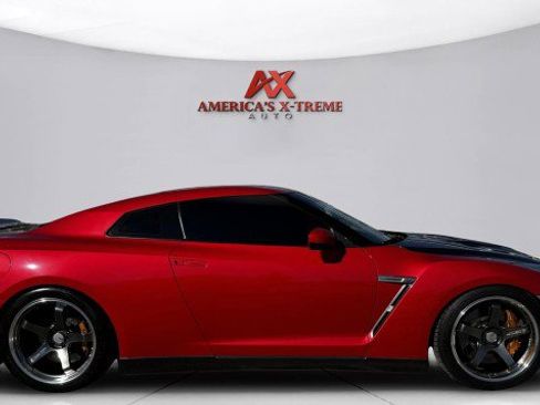Used 2009 Nissan GT-R Premium image 6