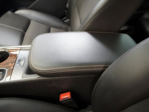 Used 2015 Chevrolet Impala LT w/ Convenience Package image 22