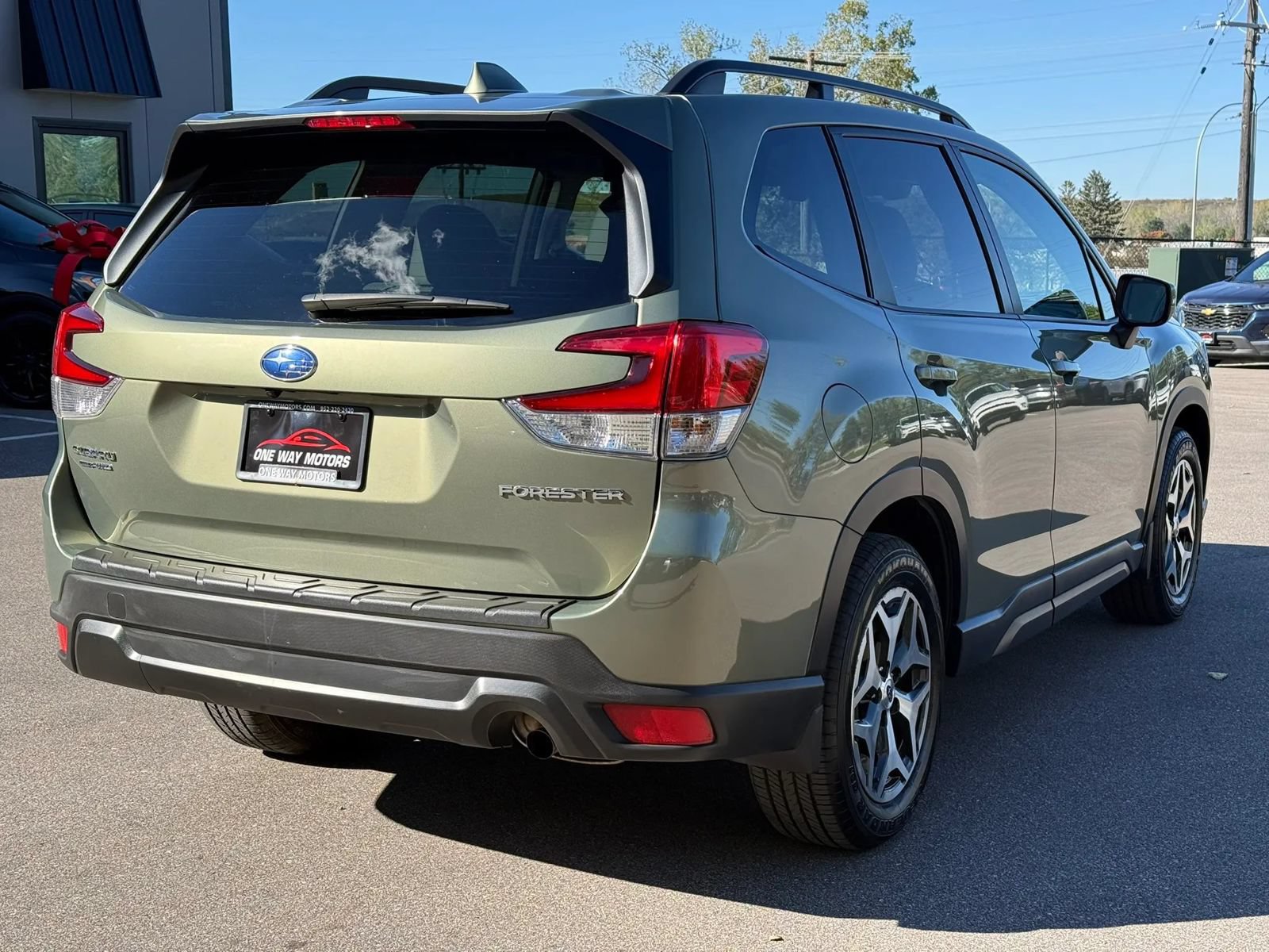 Used 2021 Subaru Forester Premium AWD/4WD image 5