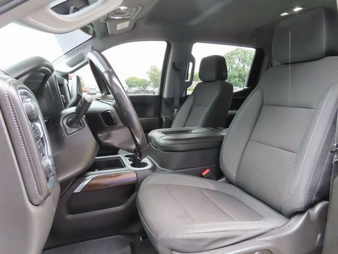 Used 2020 Chevrolet Silverado 1500 RST image 17