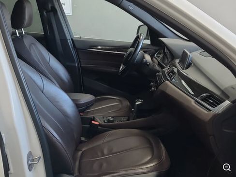 Used 2018 BMW X1 xDrive28i AWD/4WD image 3
