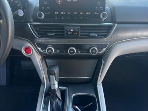 Used 2019 Honda Accord LX image 21