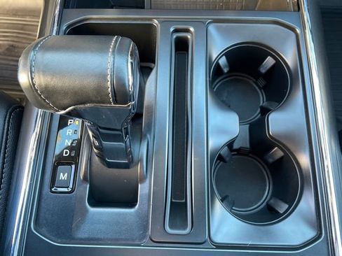 Used 2022 Ford F150 Lariat w/ Equipment Group 502A High image 34