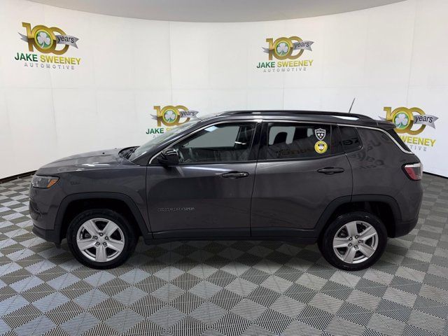 Used 2022 Jeep Compass Latitude AWD/4WD image 6