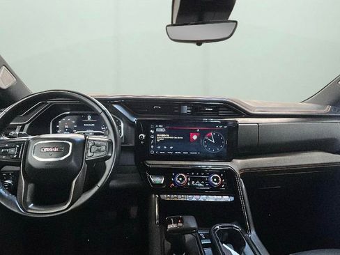 Used 2024 GMC Sierra 1500 AT4 w/ Technology Package image 9