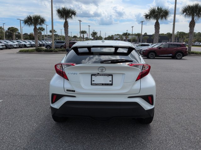 Used 2020 Toyota C-HR LE FWD image 6