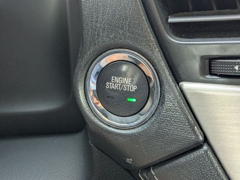 Used 2017 GMC Yukon Denali w/ Open Road Package AWD/4WD image 18