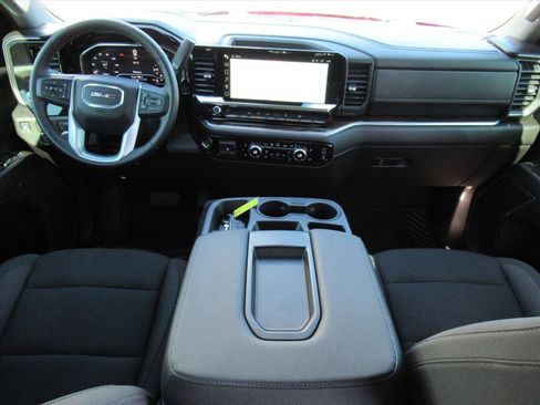 Used 2024 GMC Sierra 1500 Elevation image 14