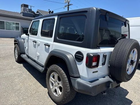 Used 2022 Jeep Wrangler Unlimited Sport AWD/4WD image 7