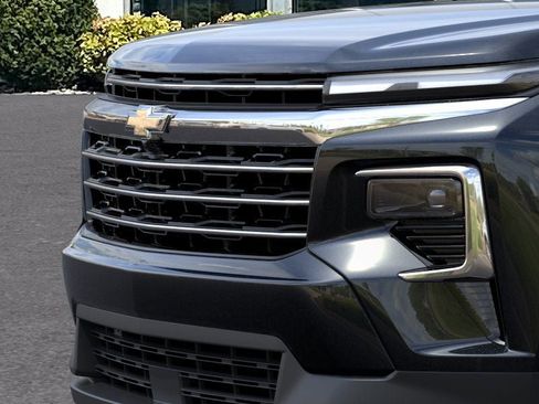 New 2025 Chevrolet Traverse LT w/ Sun and Wheel Package image 13