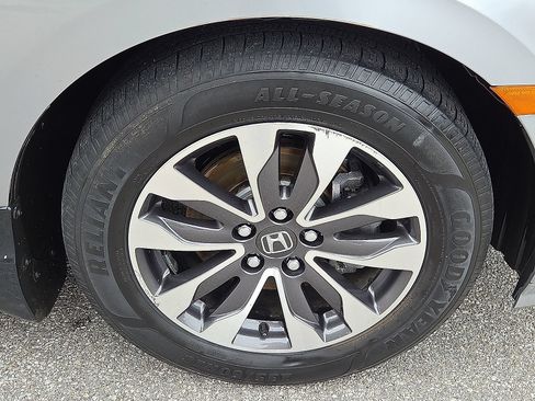 Used 2021 Honda Odyssey EX-L image 7