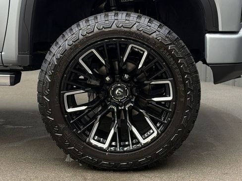 Used 2025 GMC Sierra 1500 Denali w/ Denali Reserve Package image 9