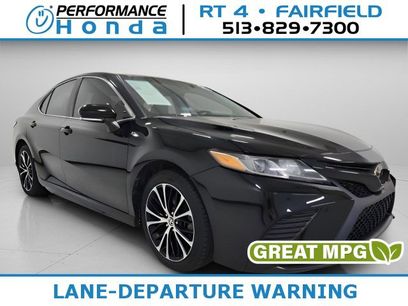 Used 2020 Toyota Camry SE w/ Cold Weather Package