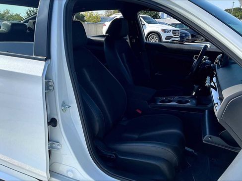 Used 2024 Honda Civic Sport image 8