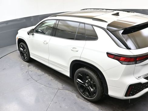 New 2026 Volkswagen Tiguan SE R-Line image 47