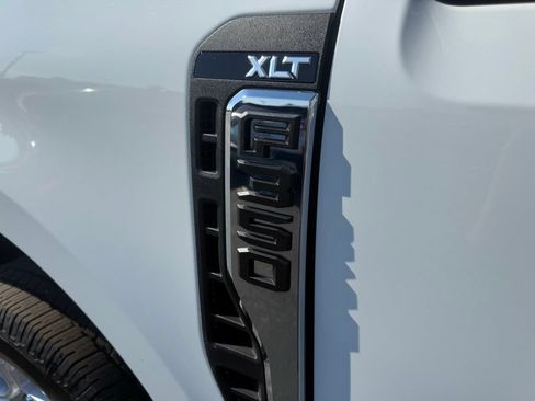 Certified 2025 Ford F350 XLT AWD/4WD image 15