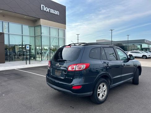Used 2011 Hyundai Santa Fe GLS FWD image 11