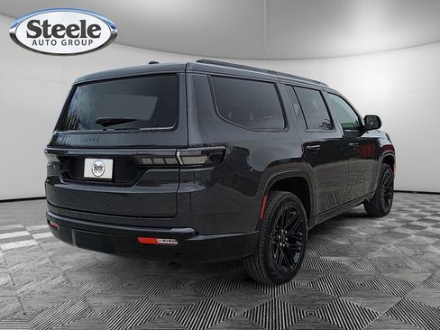 New 2026 Jeep Grand Wagoneer Limited AWD/4WD image 5