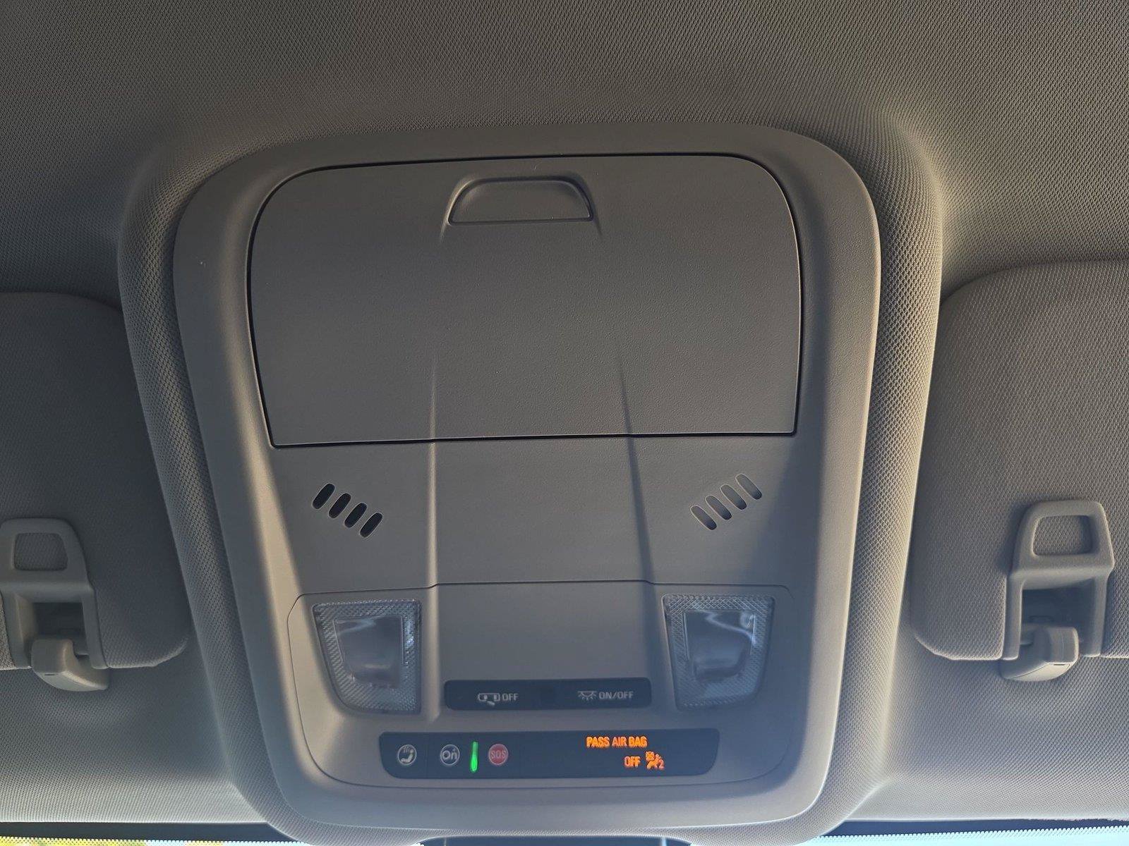 Used 2024 Chevrolet Equinox LT AWD/4WD image 17