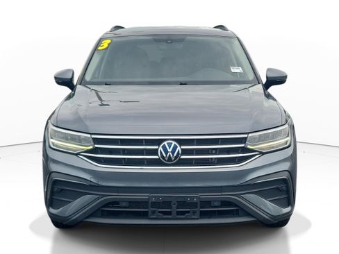 Used 2023 Volkswagen Tiguan S FWD image 2