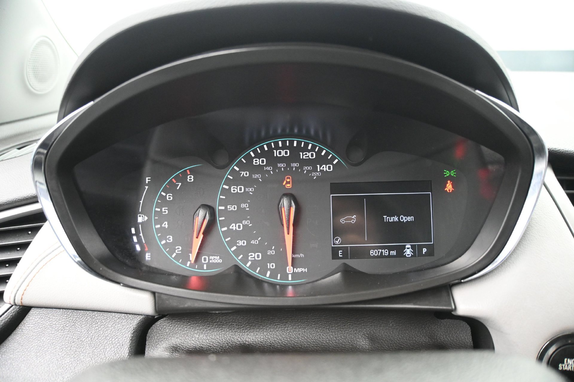 Used 2019 Chevrolet Trax LT w/ Sun & Sound Package AWD/4WD image 24