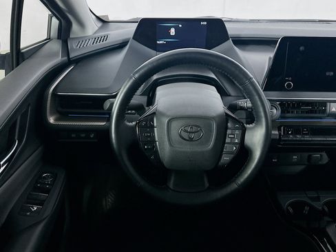 Used 2024 Toyota Prius XLE image 17