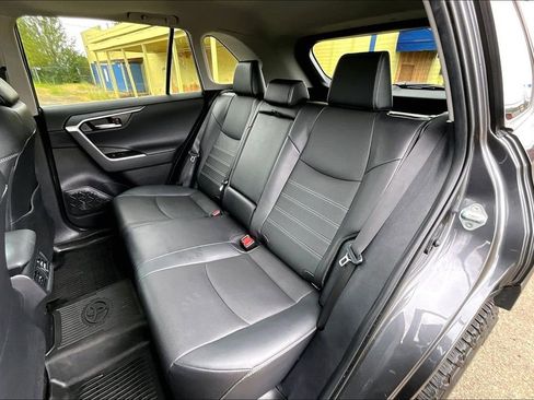 Used 2024 Toyota RAV4 Limited w/ Advanced Technology Package AWD/4WD image 21