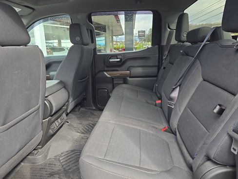 Used 2021 Chevrolet Silverado 1500 RST image 15